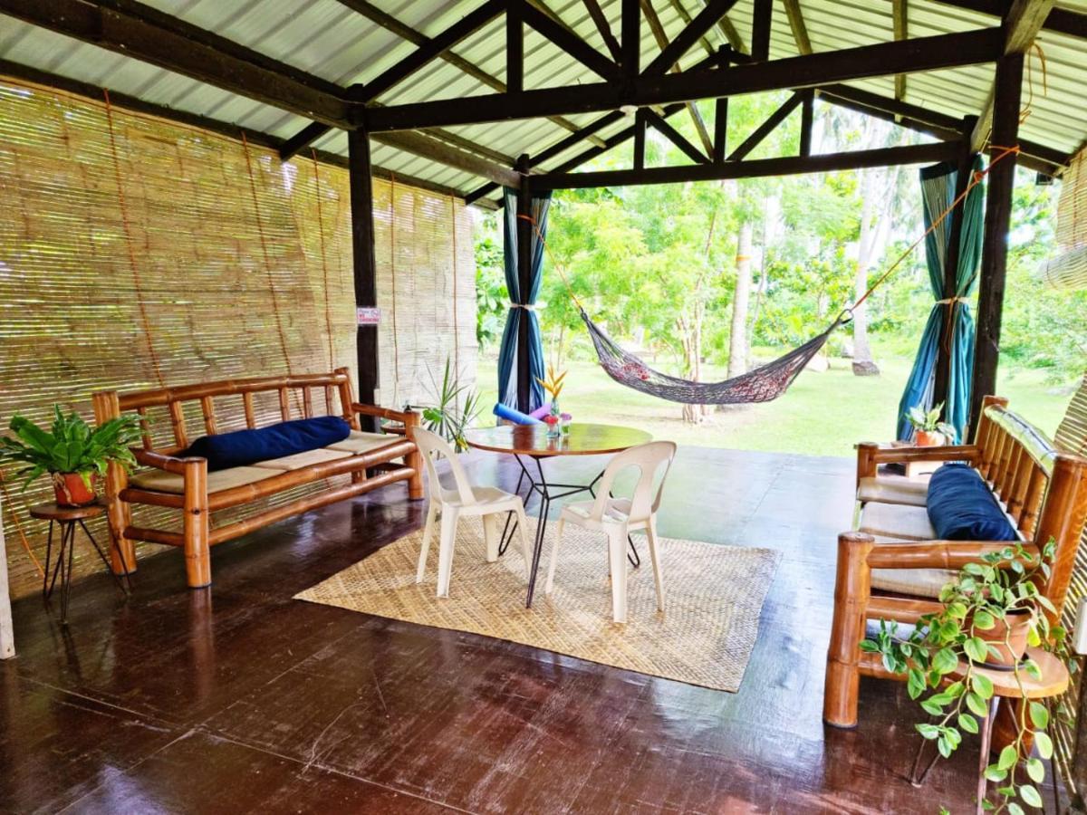 Bahandi Beach Lodge Mambajao Exteriér fotografie